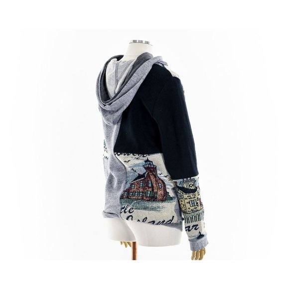 Fashion ReWork Michigan Lighthouses Tapestry Blanket Hoodie - Picture 4 of 8
